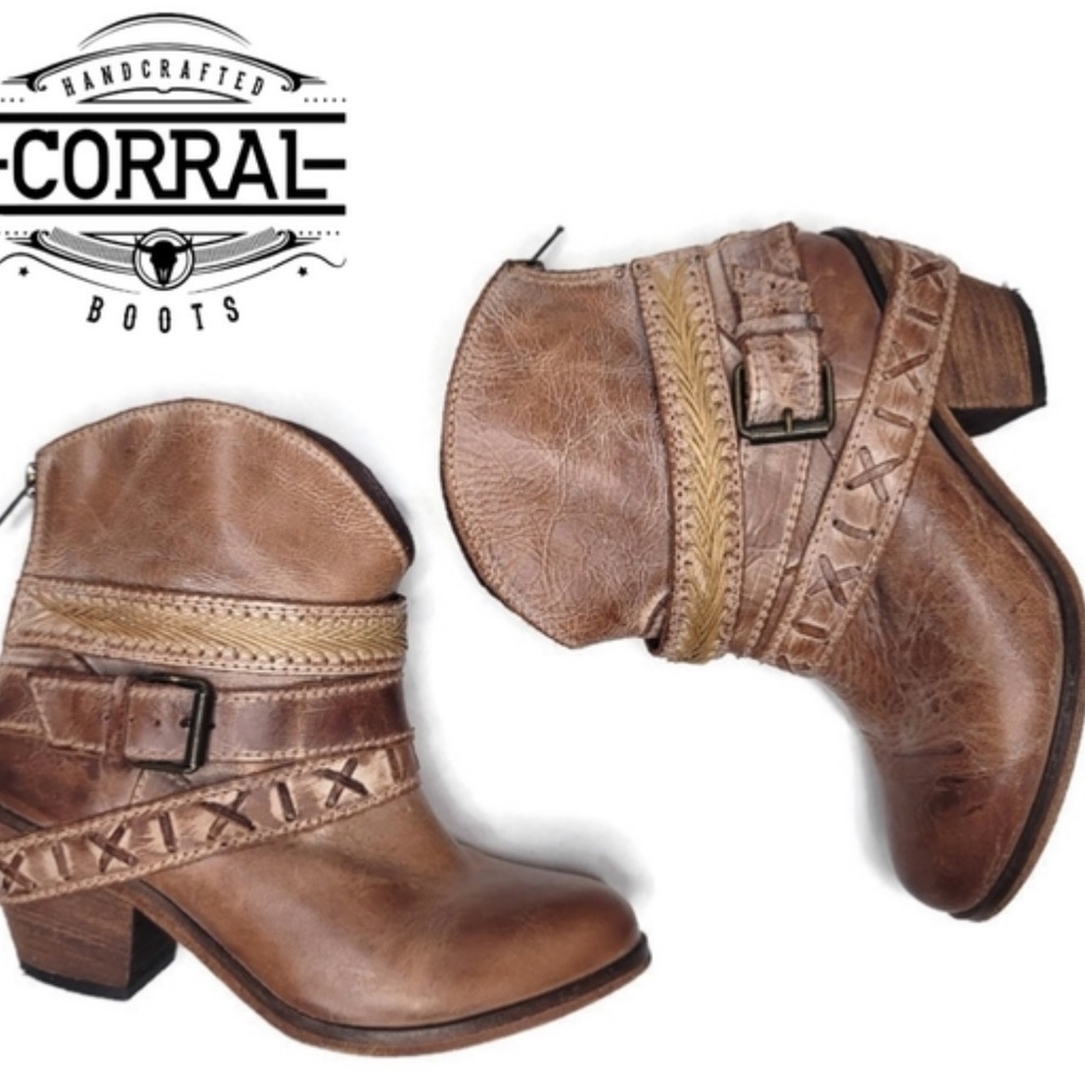 Corral cognac festival indi belt boots Size 9M